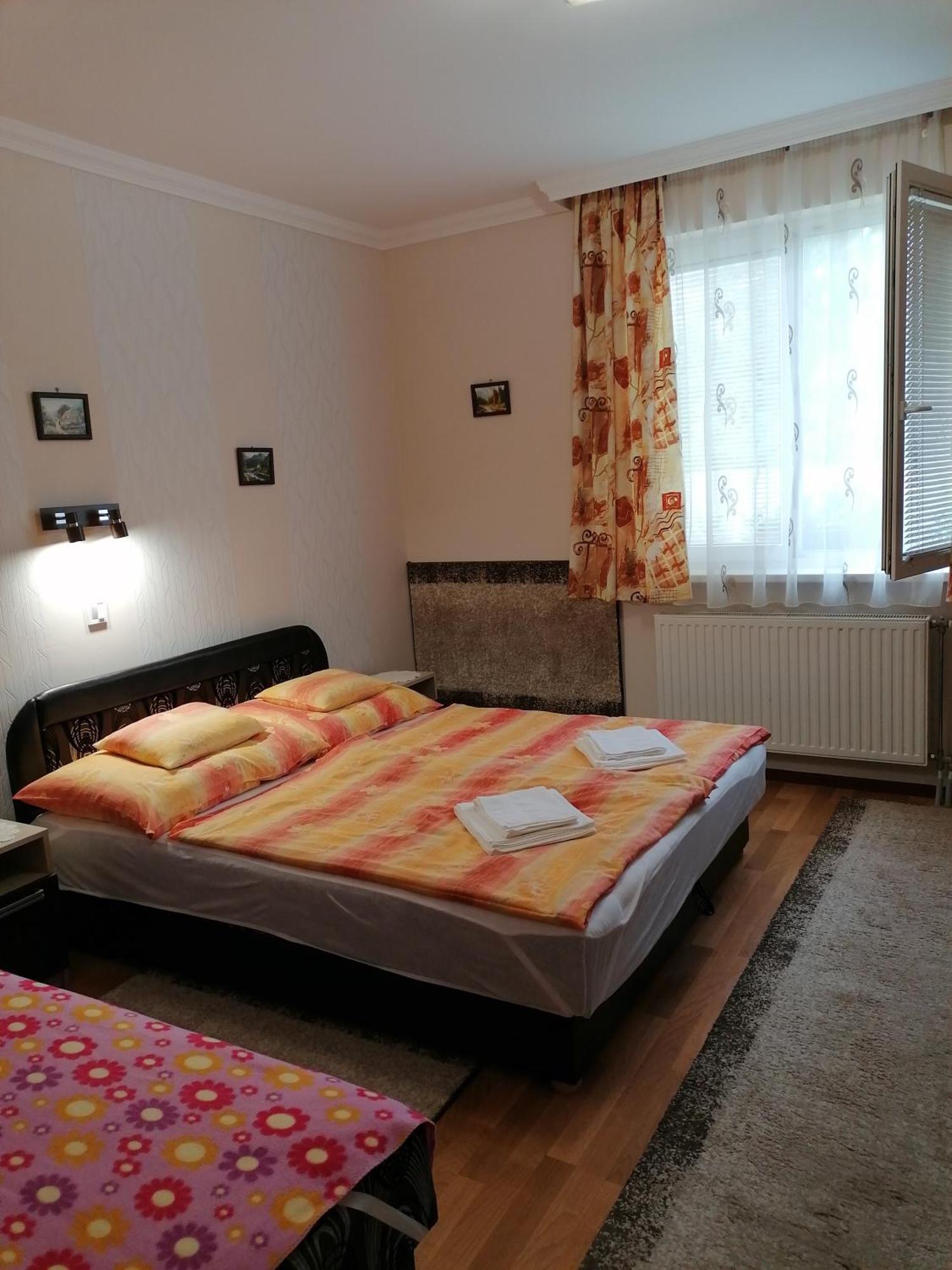 Kaktuszvirag Apartmanhaz Hajdúszoboszló Εξωτερικό φωτογραφία