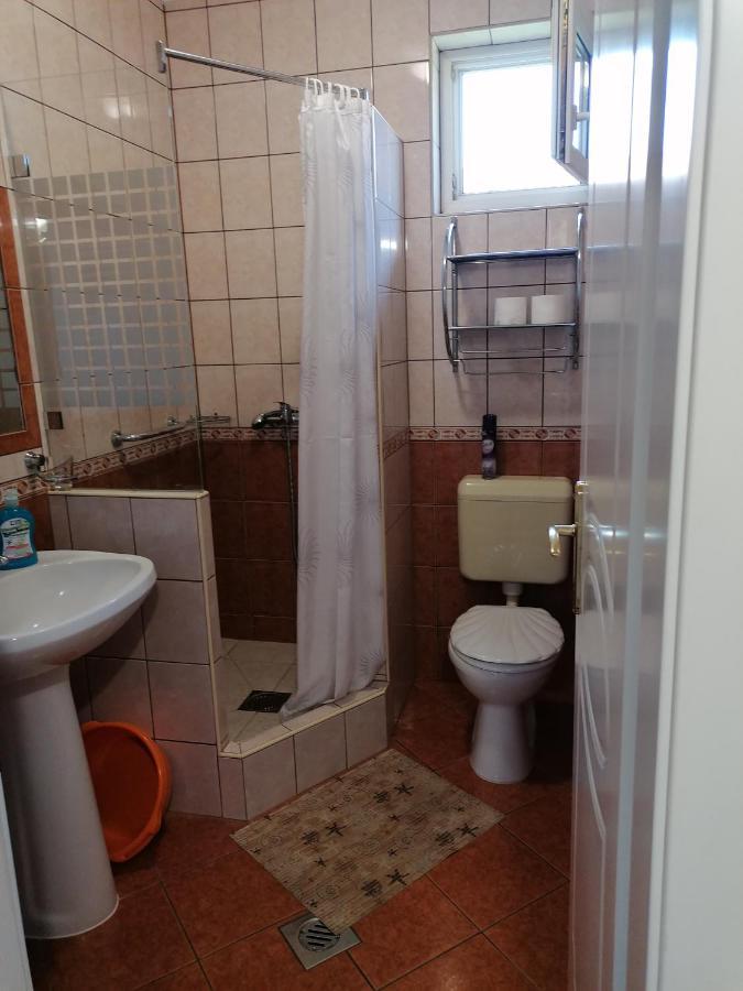 Kaktuszvirag Apartmanhaz Hajdúszoboszló Εξωτερικό φωτογραφία